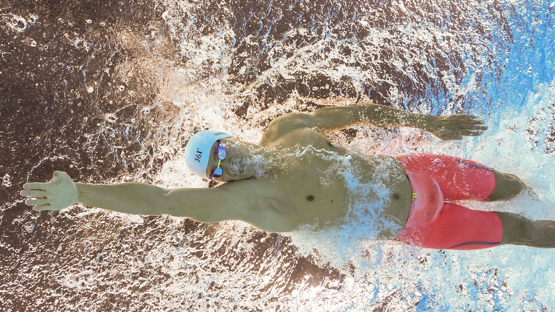 BLG赛季黑马逆风表现，黑马逆袭是什么意思